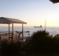 Amity Point Waterfront Cabins - Tourism Caloundra