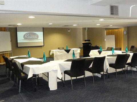Riverside Hotel South Bank - Tourism Caloundra 6