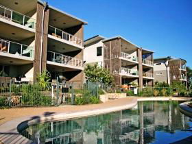 Stradbroke Island Beach Hotel Spa Resort - Tourism Caloundra 1