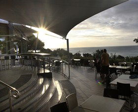 Stradbroke Island Beach Hotel Spa Resort - Tourism Caloundra 0