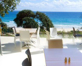 Stradbroke Island Beach Hotel Spa Resort - Tourism Caloundra 2