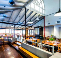 The Transcontinental Hotel - Tourism Caloundra