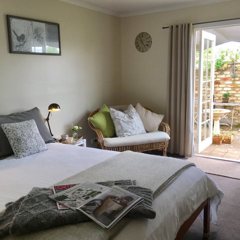 Aggies Bed And Breakfast - Tourism Caloundra 0