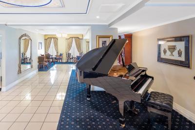 Canterbury International Hotel - Tourism Caloundra 7