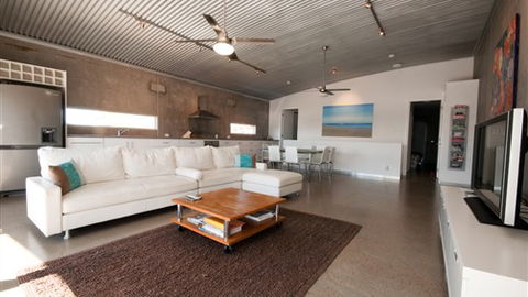 HolidayMakers - Tourism Caloundra 6