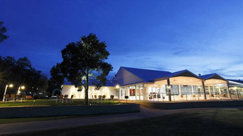 Yarrawonga Mulwala Golf Club Resort - Tourism Caloundra 2