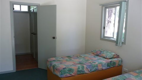 UC Camping Acacia - Tourism Caloundra 0