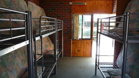 UC Camping Acacia - Tourism Caloundra 3