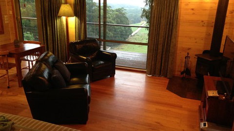 Southern Anchorage Retreat - Tourism Caloundra 2