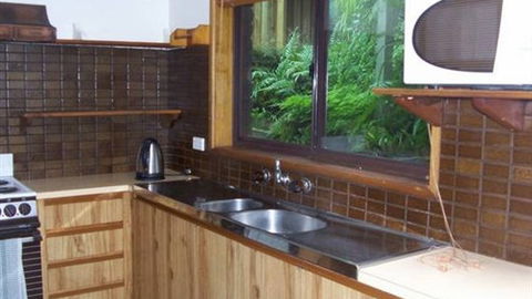 Kelly Lane Cottage Blairgowrie - Tourism Caloundra 3