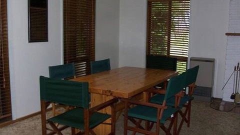 Kelly Lane Cottage Blairgowrie - Tourism Caloundra 4