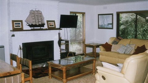 Kelly Lane Cottage Blairgowrie - Tourism Caloundra 6