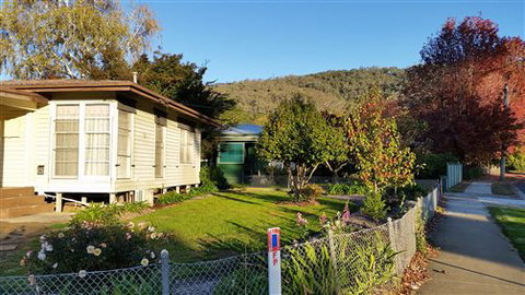 Lakeside Vista Holiday House - Tourism Caloundra 4