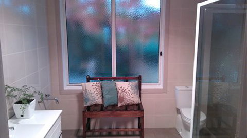 Lakeside Vista Holiday House - Tourism Caloundra 6