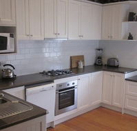 Abaleen House - Tourism Caloundra