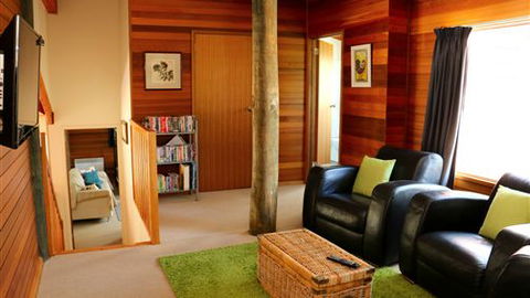 MannaGum Alpine Lodge - Tourism Caloundra 2