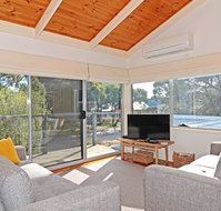 Barrakee Beach House - Anglesea - Tourism Caloundra