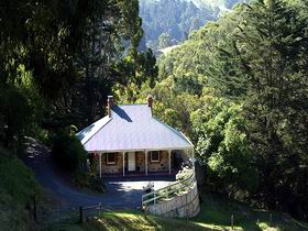 Bishops Adelaide Hills - Henry's - Tourism Caloundra 0