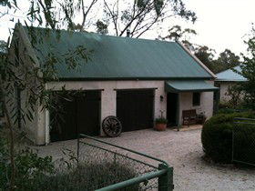 Coach House St Helens Cottages - Tourism Caloundra 0