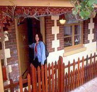 Melbourne Street Mews - Tourism Caloundra