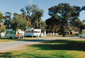 Tumby Bay Caravan Park Cabins - Tourism Caloundra 2