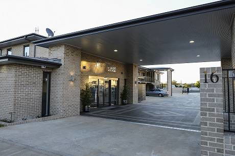 Aastro Dish Motor Inn - Tourism Caloundra 2