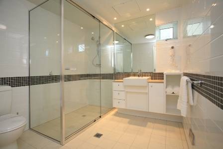 Akama Resort - Tourism Caloundra 0