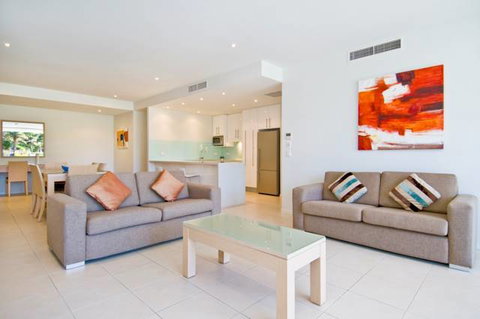 Akama Resort - Tourism Caloundra 1