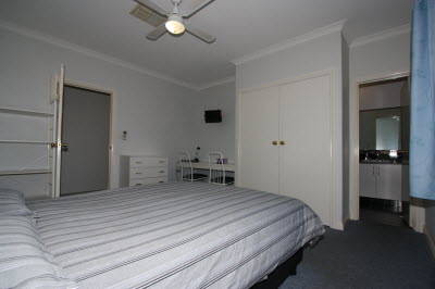 Barb's Place Guesthouse Kalgoorlie - Tourism Caloundra 1