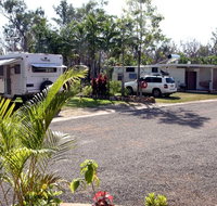 Batchelor Holiday Park - Tourism Caloundra