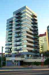 Beachfront Towers Holiday Apartments - Tourism Caloundra 0