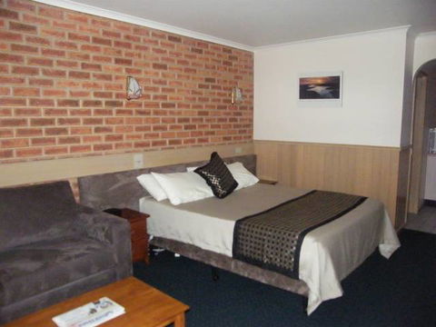 BEST WESTERN Colonial Motor Inn Bairnsdale - Tourism Caloundra 0