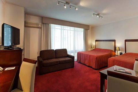 BEST WESTERN Ensenada Motor Inn & Suites - Tourism Caloundra 3