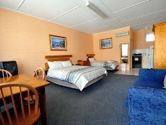 BEST WESTERN Melaleuca Motel & Apartments - Tourism Caloundra 0