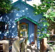 Blue Poles Cafe Gallery  BB - Tourism Caloundra