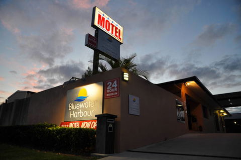 Bluewater Harbour Motel - Bowen - Tourism Caloundra 1