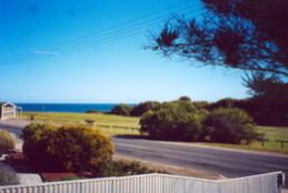 Bott's Beach Retreat - Tourism Caloundra 4
