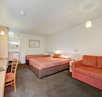 Box Hill Motel - Tourism Caloundra
