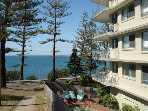 Campbells Cove Beachfront Apartments - Tourism Caloundra 0