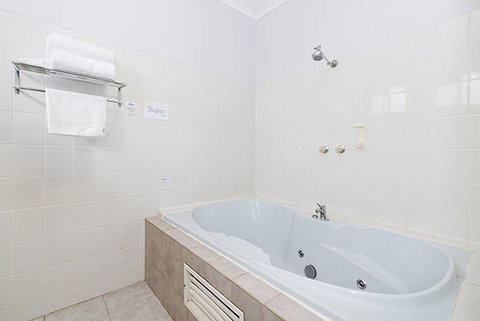 Carrum Downs Motel - Tourism Caloundra 1