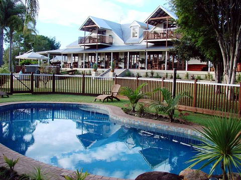 Clarence River Bed And Breakfast - Tourism Caloundra 0