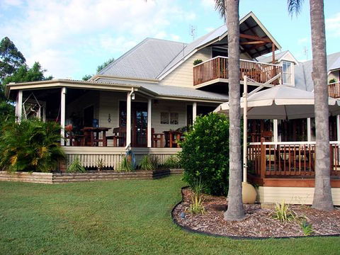 Clarence River Bed And Breakfast - Tourism Caloundra 1