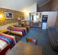 Country Gardens Motor Inn - Tourism Caloundra