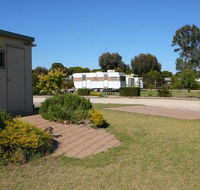 Cummins Community Caravan Park - Tourism Caloundra