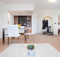 Diplomat Hotel - Tourism Caloundra