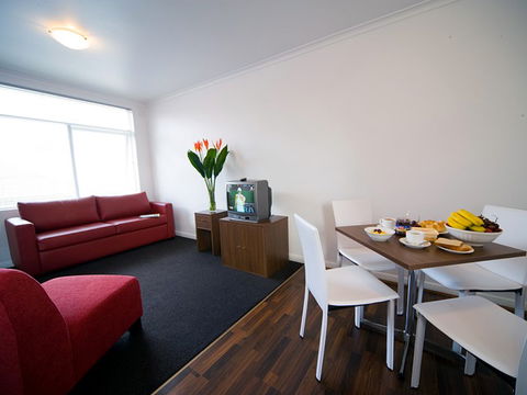 Easystay One Bedroom Apartment - Raglan Street - Tourism Caloundra 0