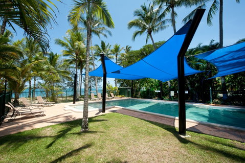 Ellis Beach Oceanfront Bungalows & Caravan Pk - Tourism Caloundra 8