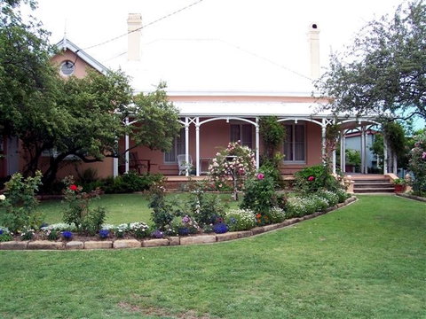 Guy House B&B - Tourism Caloundra 0