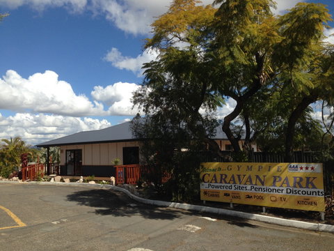 Gympie Caravan Park - Queens Park - Tourism Caloundra 5