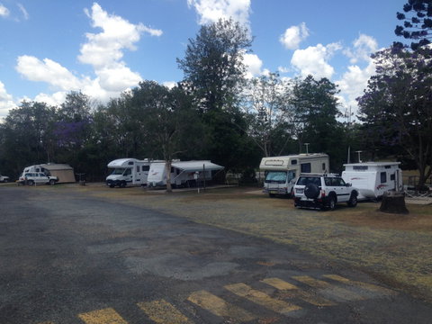Gympie Caravan Park - Queens Park - Tourism Caloundra 4